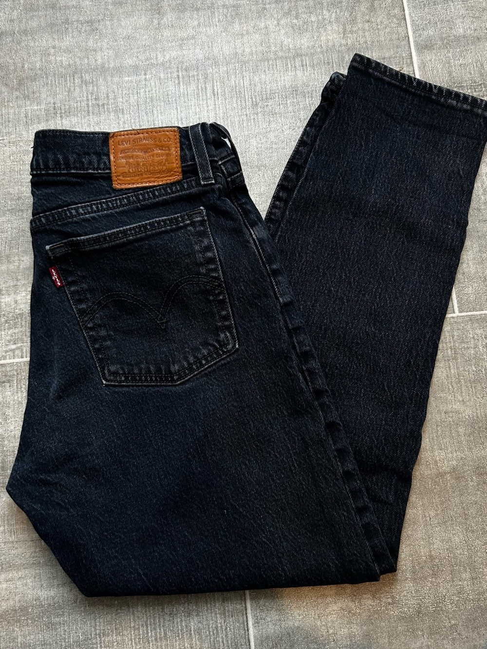 Levi's Women's Black Straight-Leg Jeans